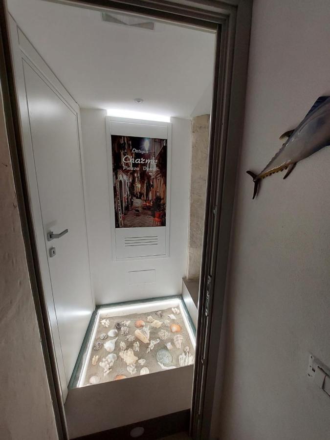 Appartement Ortigia Charme Piazza Duomo à Syracuse Extérieur photo