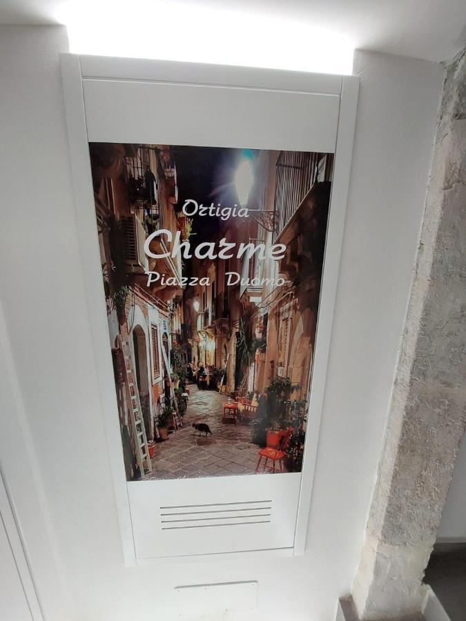 Appartement Ortigia Charme Piazza Duomo à Syracuse Extérieur photo