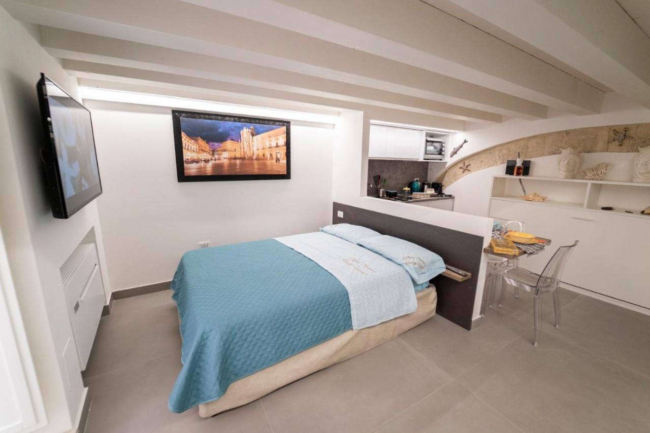 Appartement Ortigia Charme Piazza Duomo à Syracuse Extérieur photo