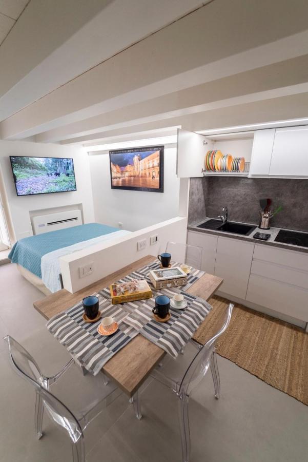 Appartement Ortigia Charme Piazza Duomo à Syracuse Extérieur photo